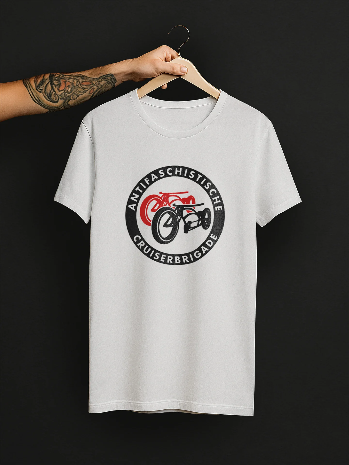 Antifaschistische Cruiserbrigade T-Shirt - Image 3